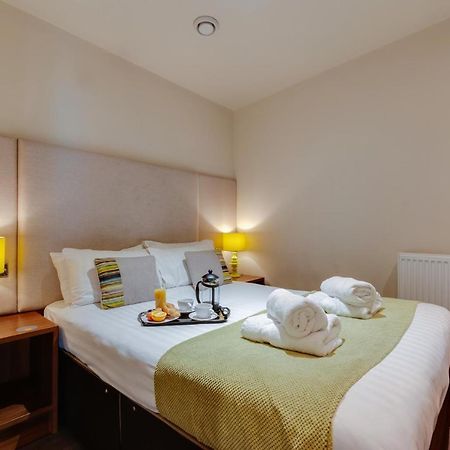 Base Serviced Apartments - City Road Честер Экстерьер фото