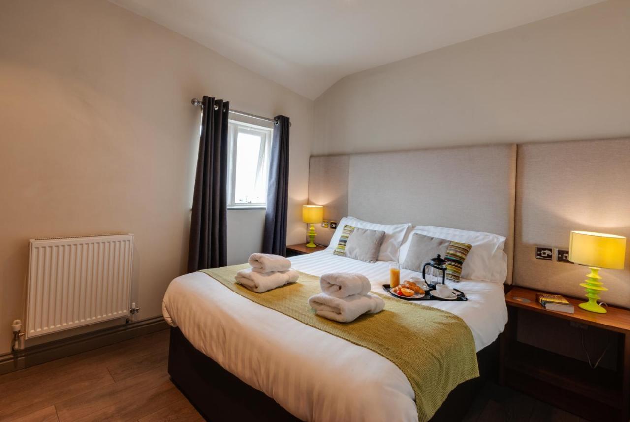 Base Serviced Apartments - City Road Честер Экстерьер фото